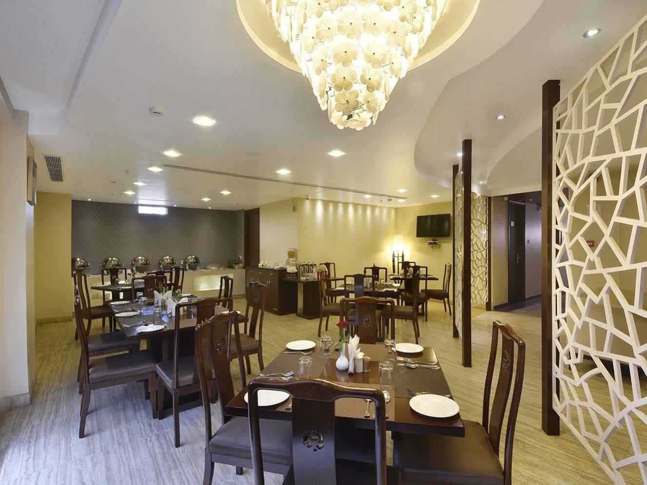 Five Elements Hotels Delhi- North Avenue New Delhi Extérieur photo